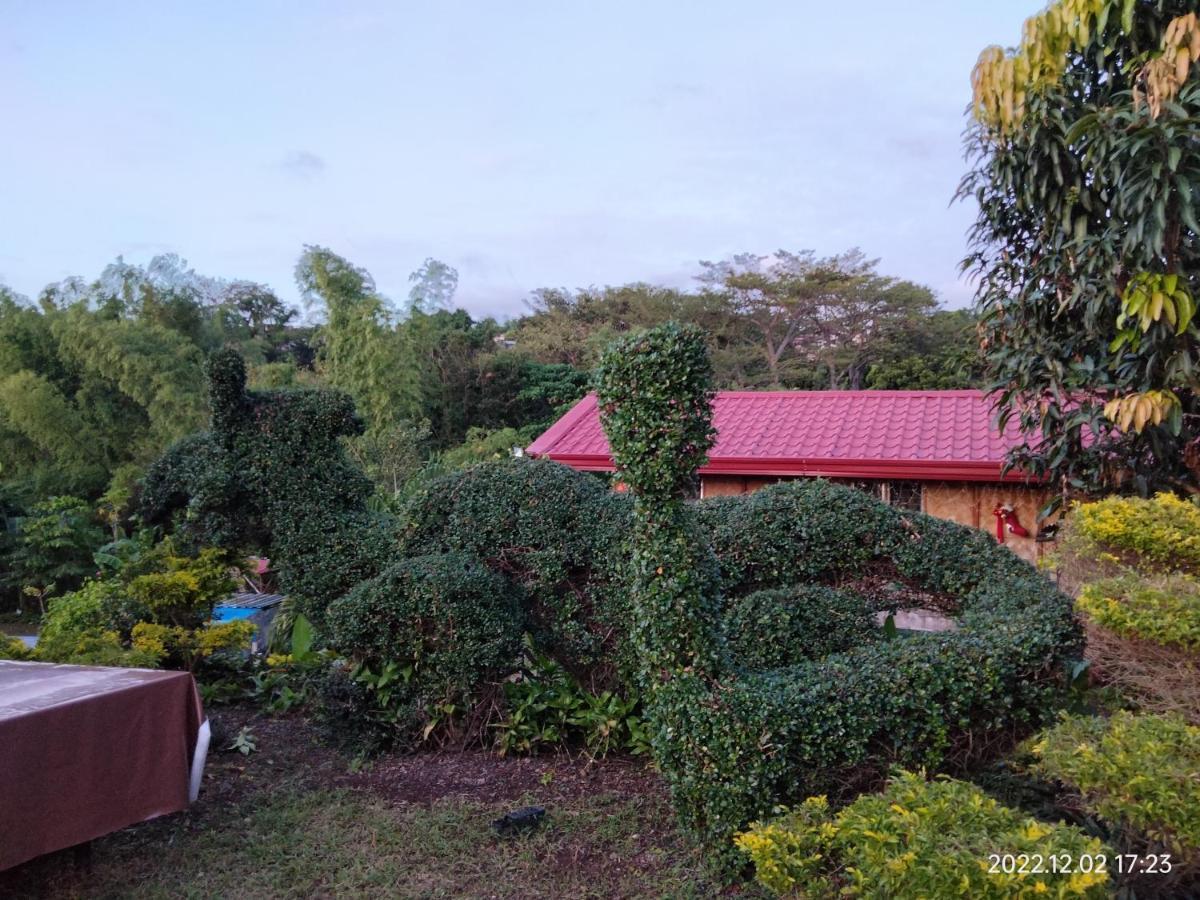 Casa De Robles Tanay Rizal Hotel Exterior photo