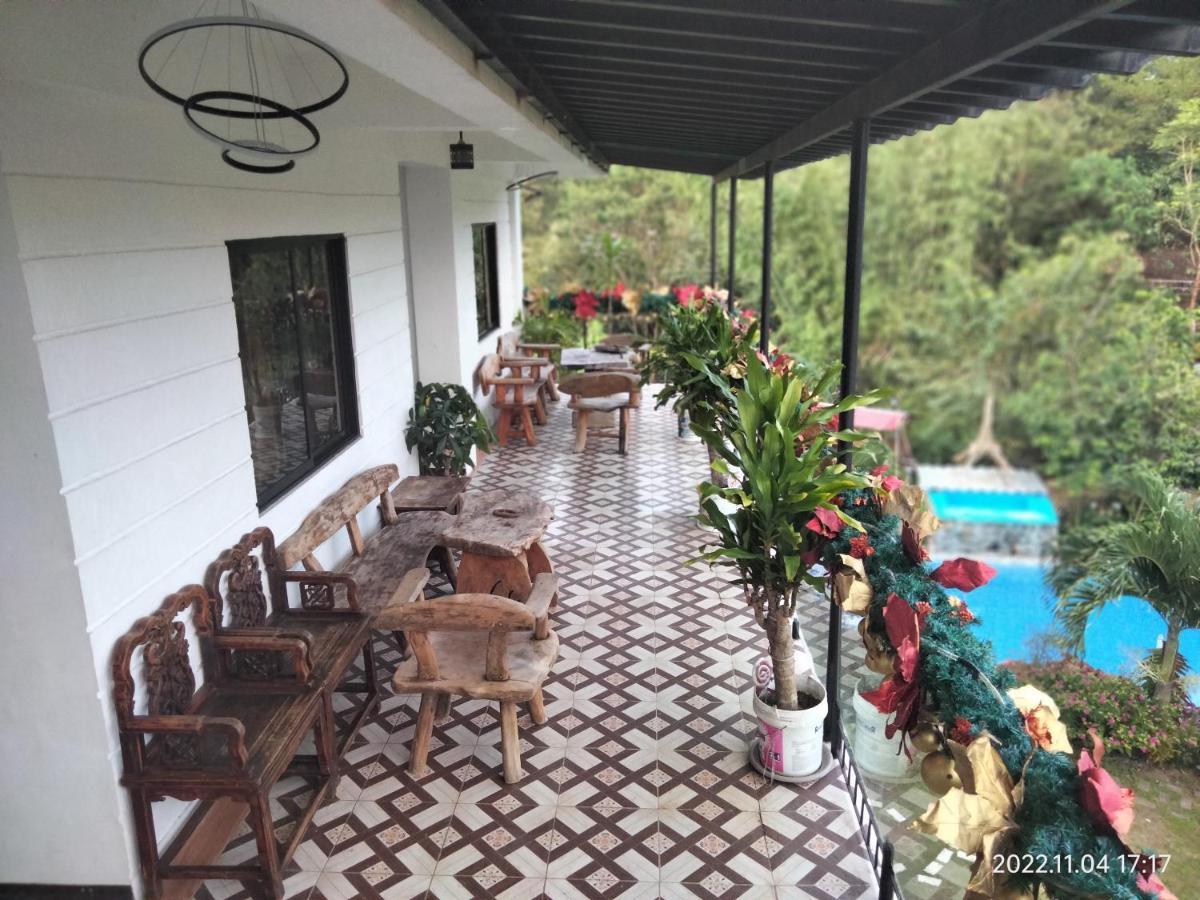 Casa De Robles Tanay Rizal Hotel Exterior photo